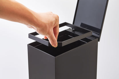 Compact Step Trash Can - Neat Corners