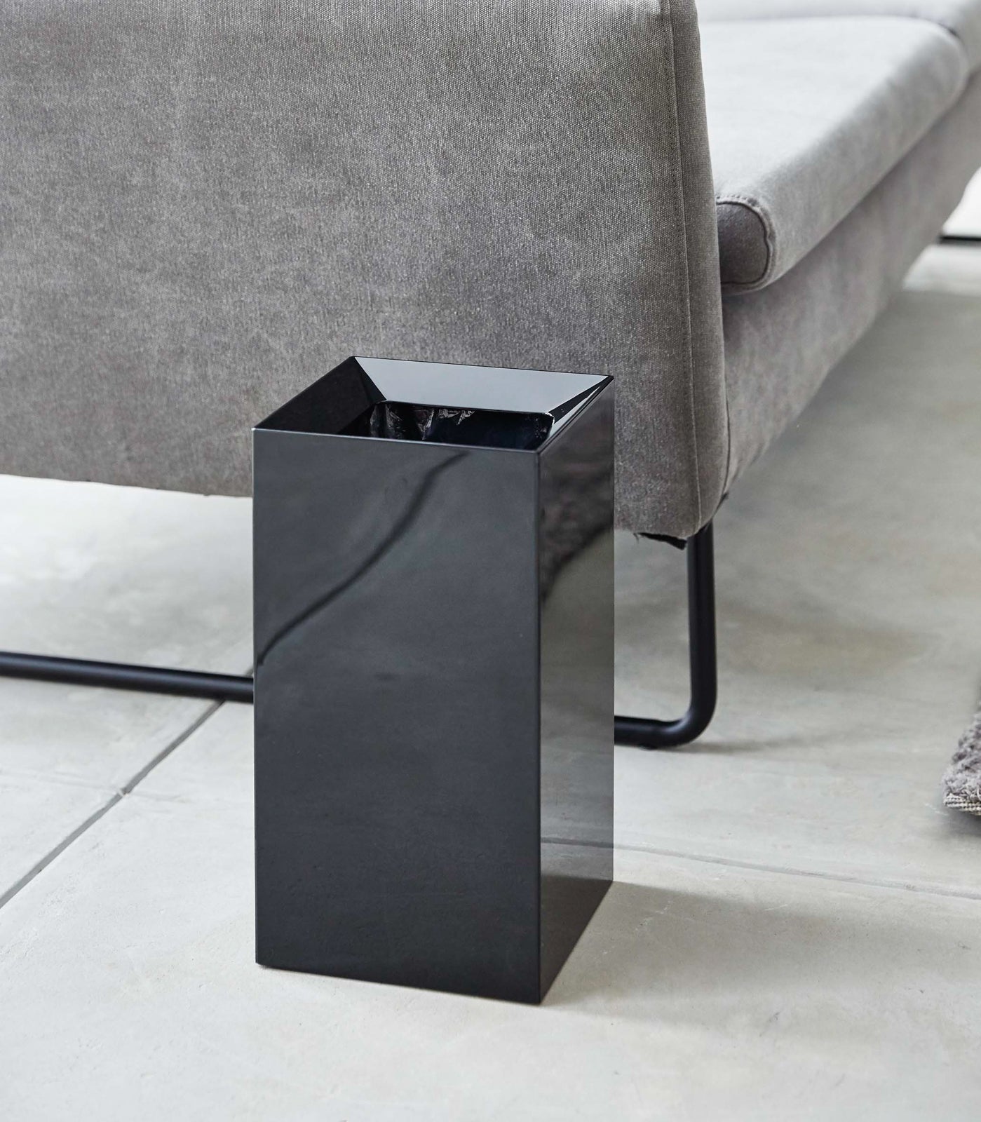 Compact Open-Top Trash Can - Neat Corners