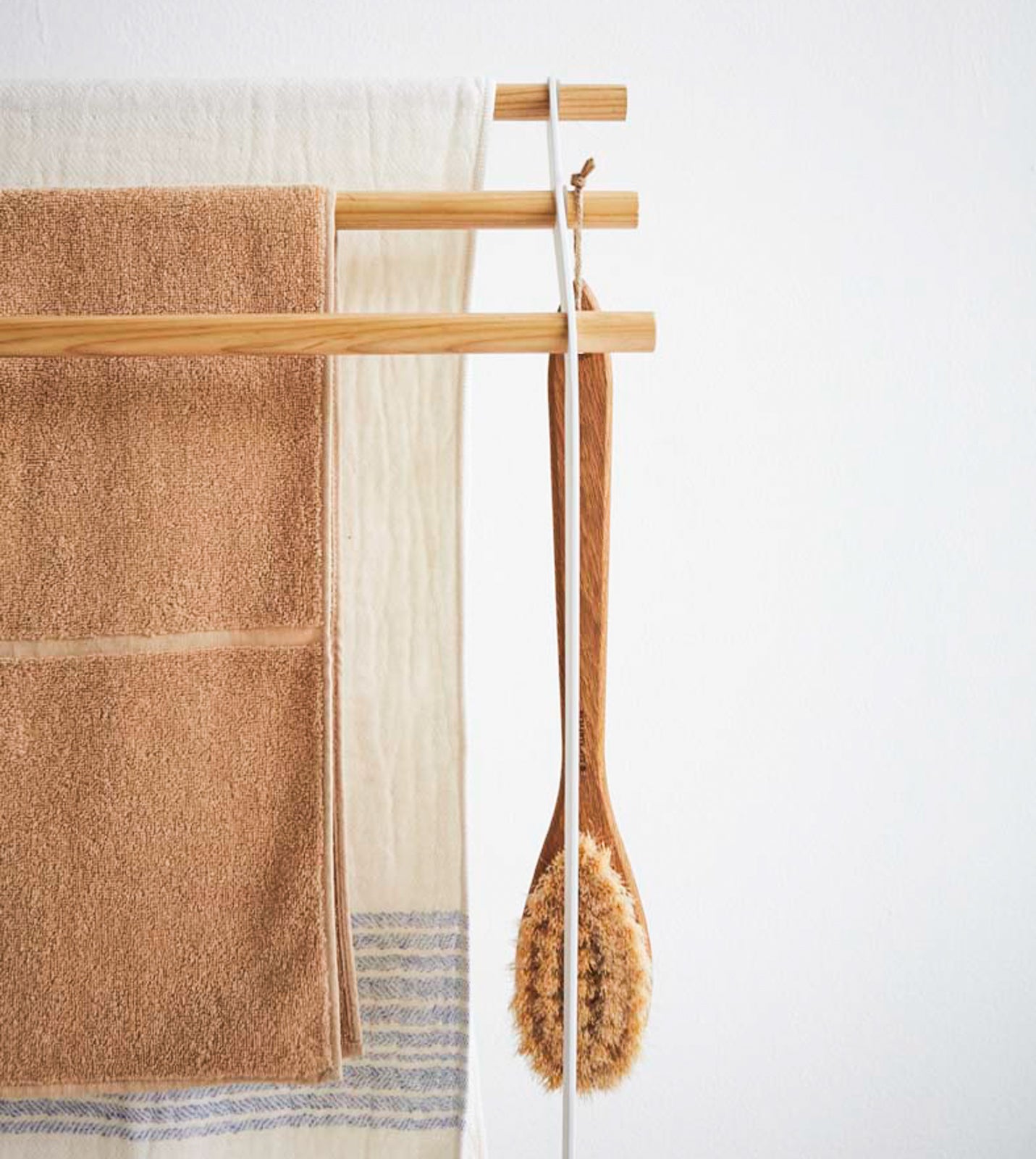 Steel & Wood Bath Towel Rack - Bathroom Reset