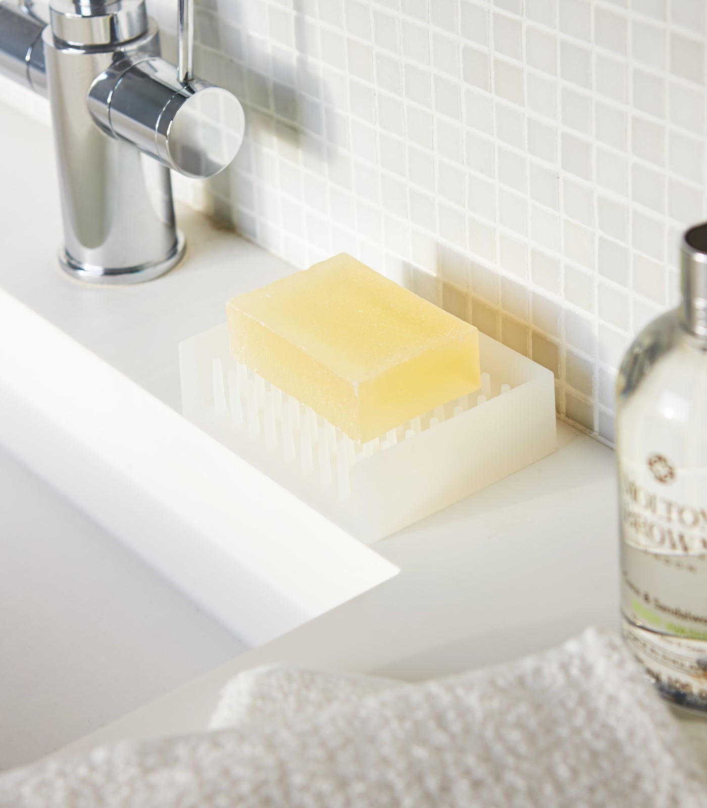 Self-Draining Silicone Soap Dish - Bathroom Reset